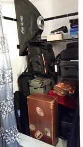 An organized shower stall.